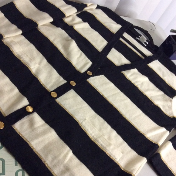 RENA ROWEN SAVILLE - Picture 3 of 6